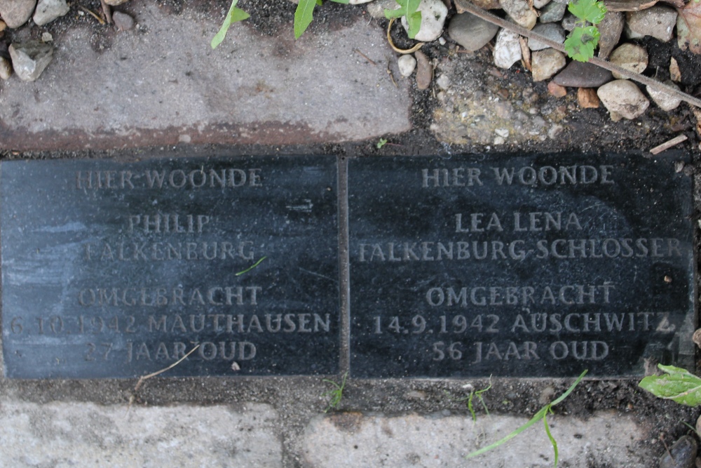 Memorial Stones 1e Johannastraat 1 #4