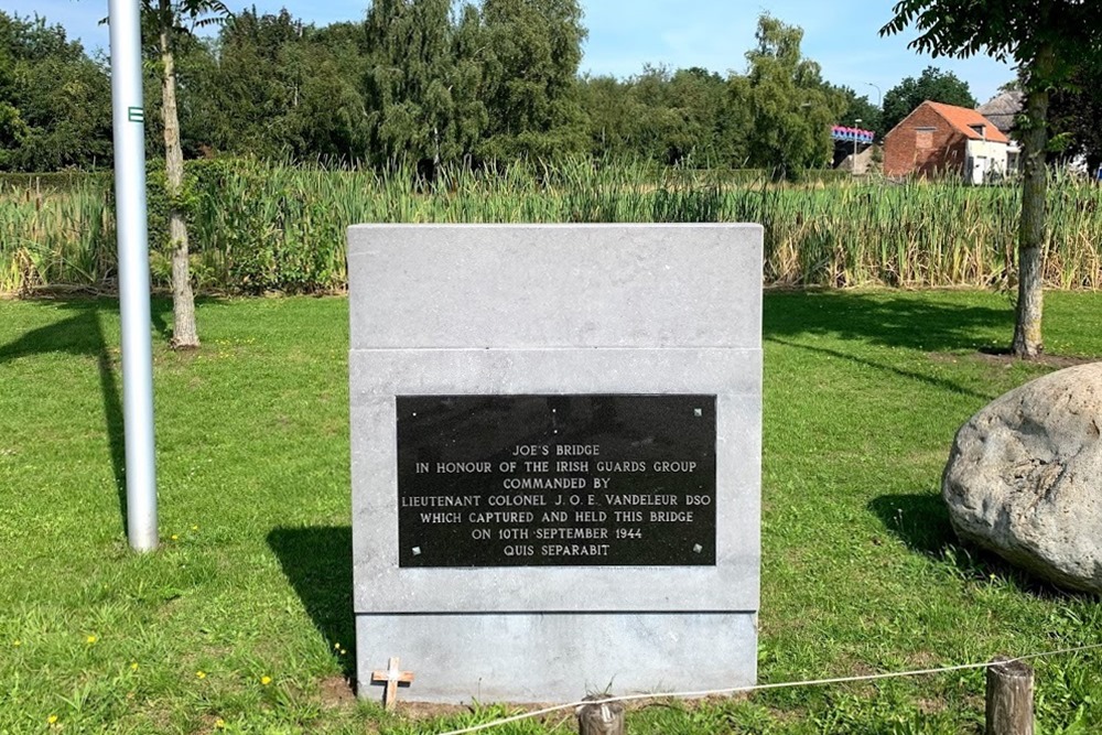 Monument Joe's Bridge Lommel