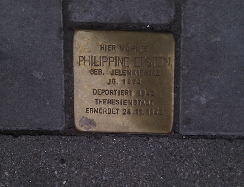 Stolperstein Holstenwall 10