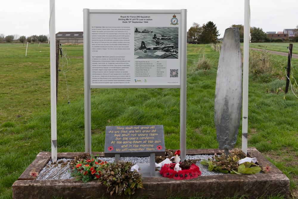 Memorial Short Stirling LK170