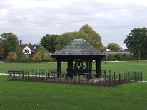 Memorial Merchant Seamen & Royal Naval Volunteer Reserve Bromley