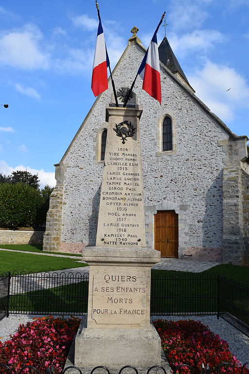 Oorlogsmonument Quiers #1