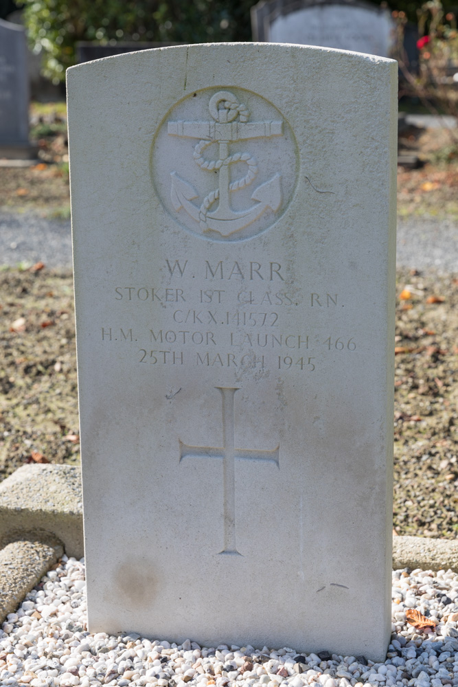 Commonwealth War Graves Breskens #2