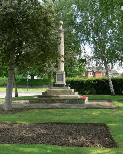 Oorlogsmonument Evington #1