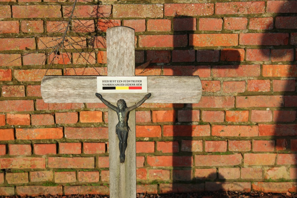 Belgische Graven Oudstrijders Denderleeuw #4