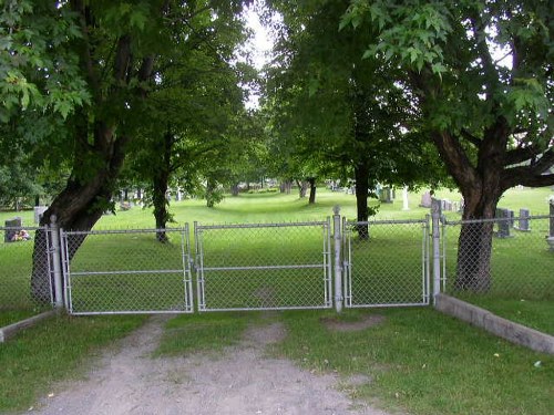 Oorlogsgraf van het Gemenebest Larouche Cemetery #1