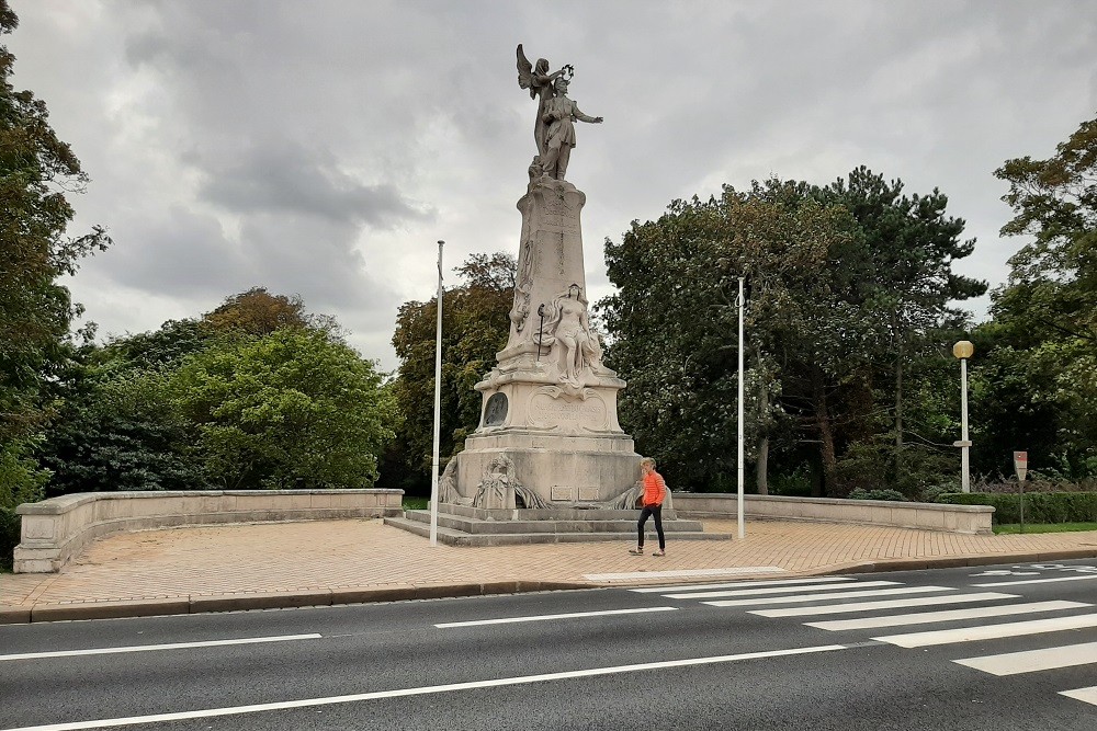 War Memorial Calais #1