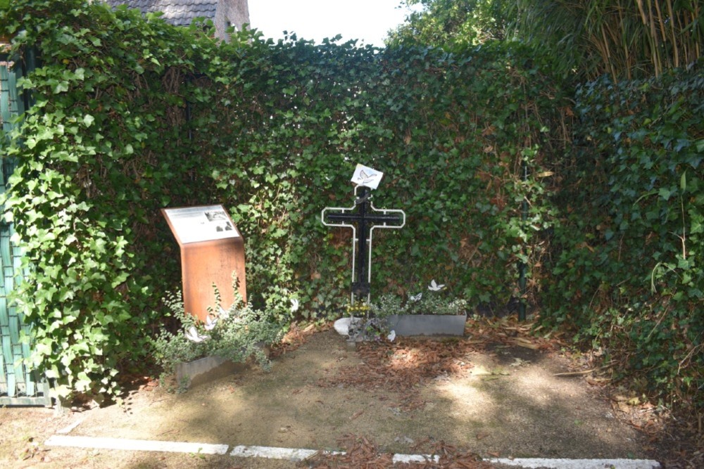 Remembrance Cross Secret Army Hasselt Kiewit