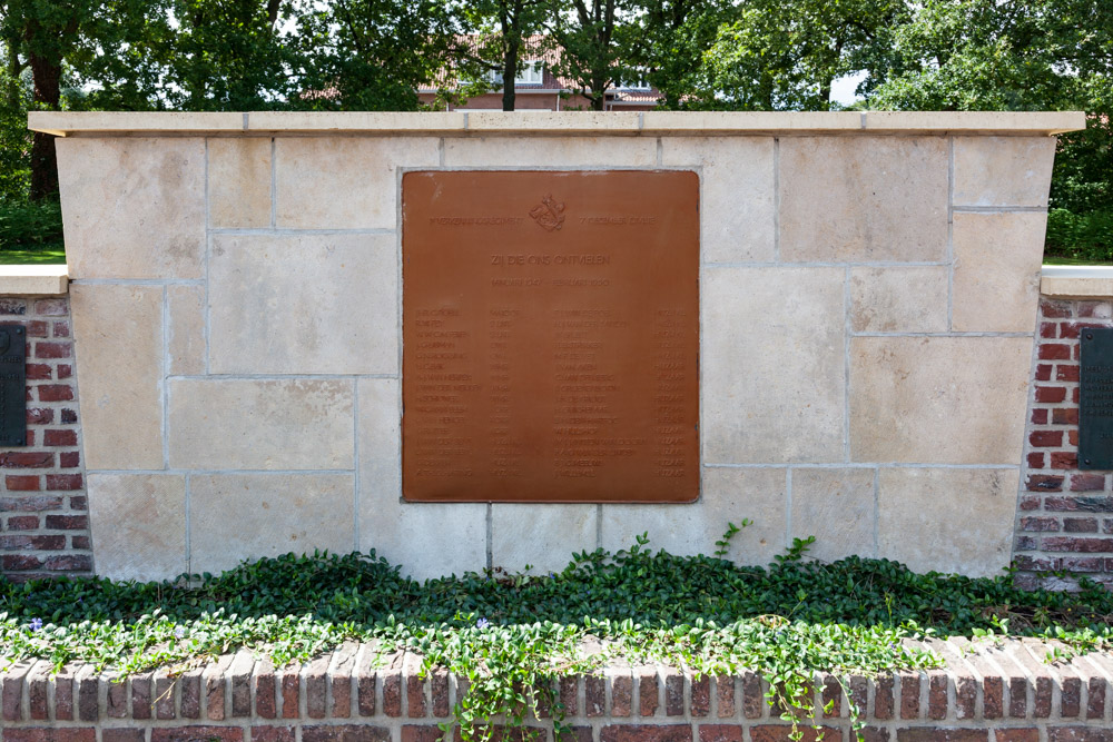 Monument Gesneuvelde Militairen Amersfoort #2