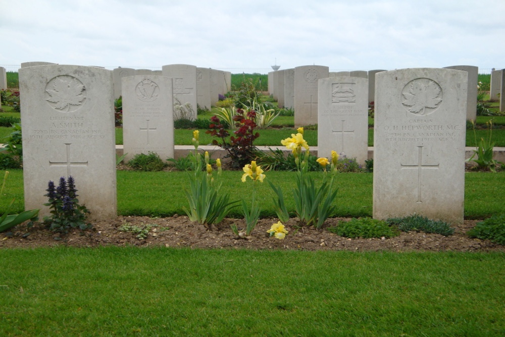 Commonwealth War Cemetery Villers-Bretonneux #5