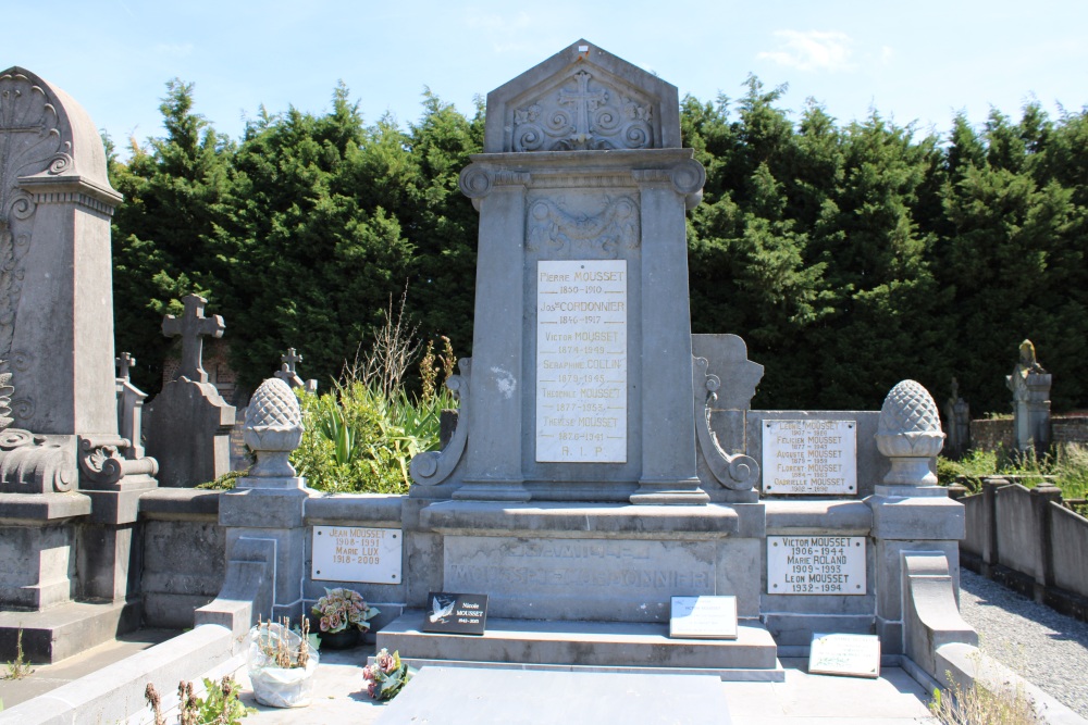 Belgian War Graves Vinalmont #3