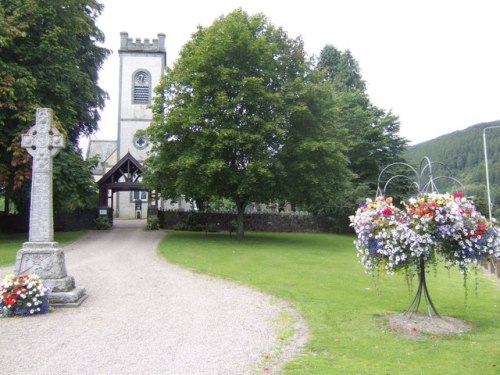 Oorlogsgraven van het Gemenebest Kenmore Parish Churchyard #1