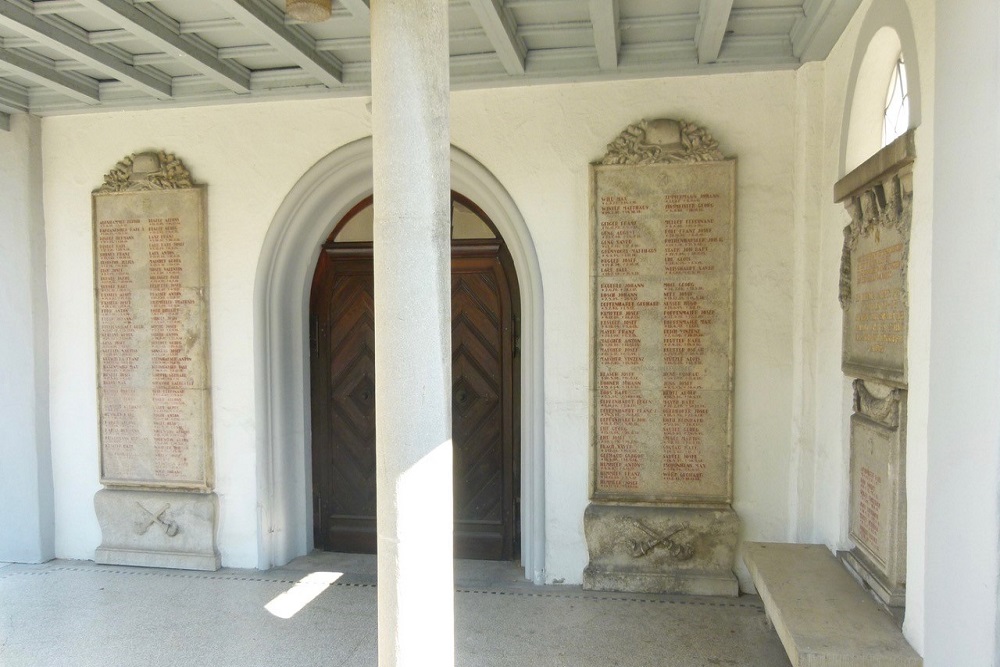 War Memorials WW1 And WW2 Aulendorf #5