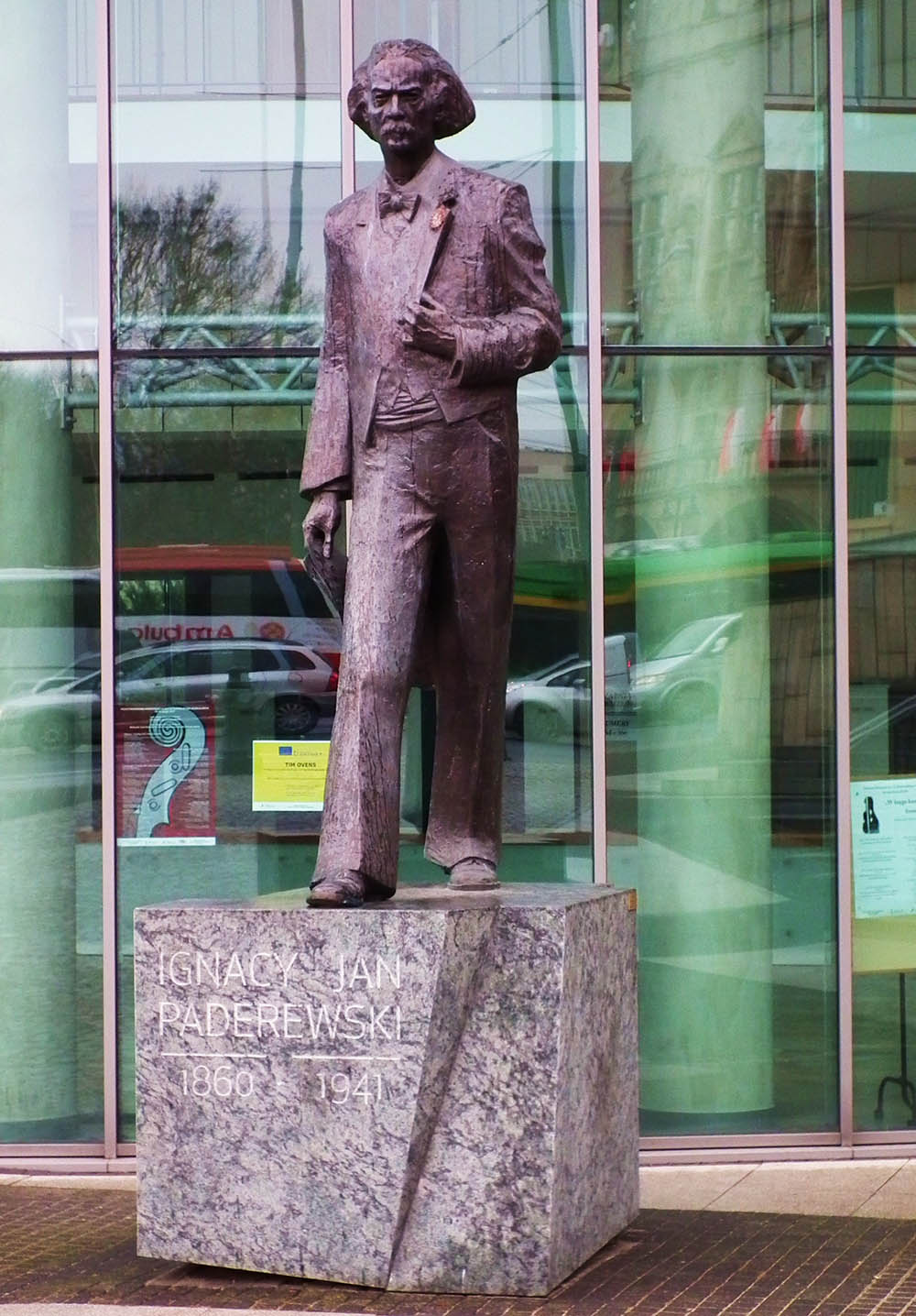 Monument Ignacy Paderewski #1