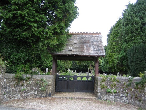 Oorlogsgraven van het Gemenebest South Brent Church Cemetery