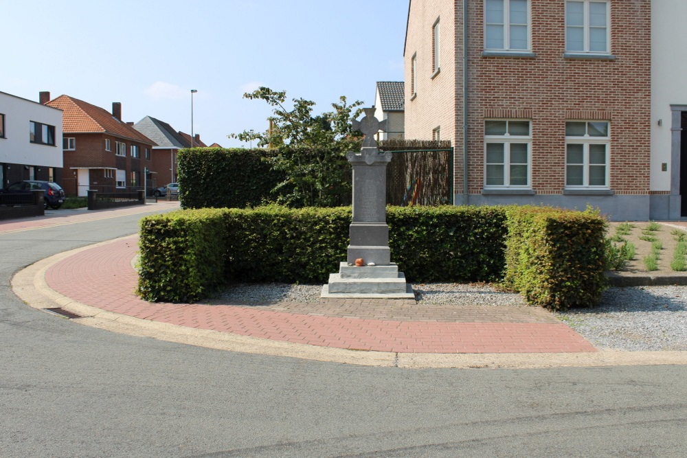 War Memorial Gerdingen #1