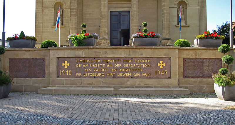 Oorlogsmonument Mersch #1