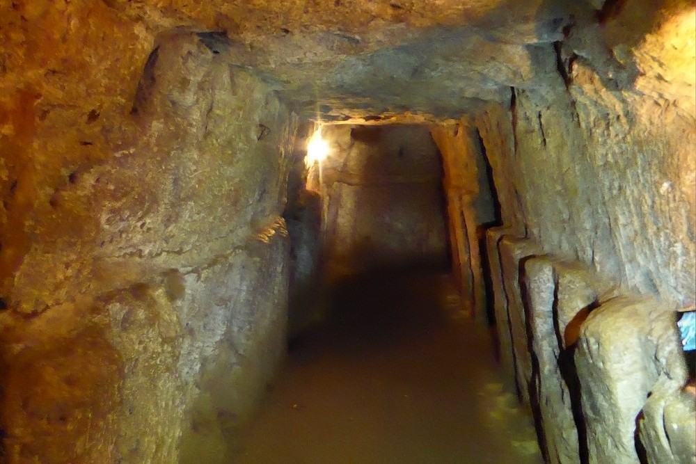 Vinh Moc Tunnels #1