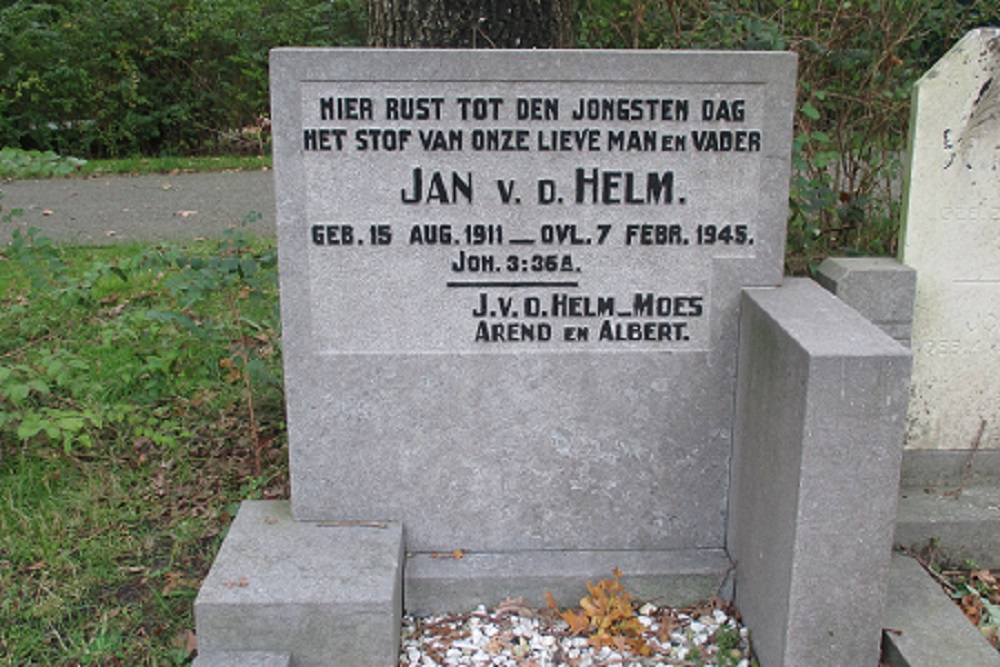 Dutch War Graves Municipal Cemetery Hollandscheveld #2