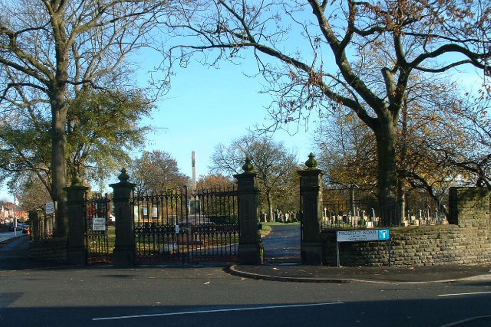 Commonwealth War Graves Hurst Cemetery #1