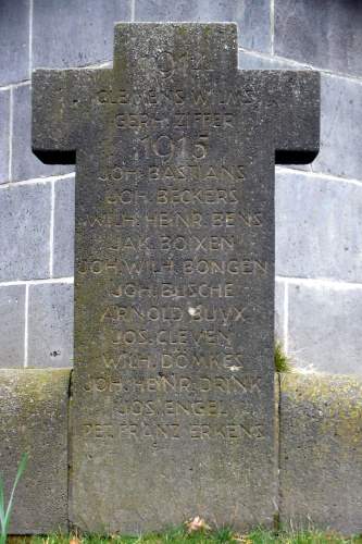Oorlogsmonument Hüls #5