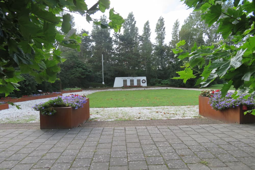 War Memorial Hoogovens #3
