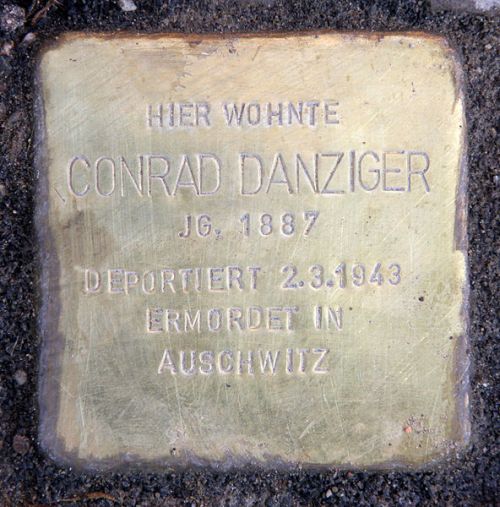 Stolpersteine Westerlandstrae 16