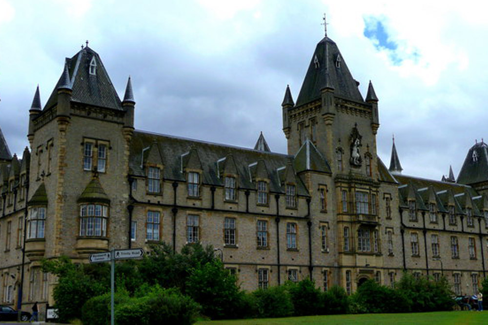 Royal Victoria Patriotic Building #1