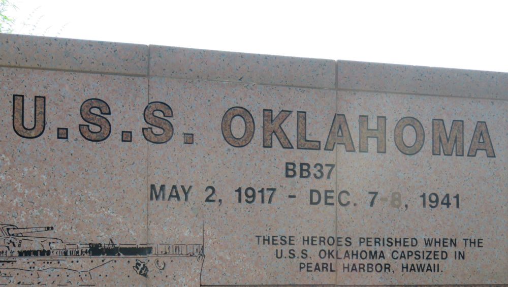 Monument USS Oklahoma #2