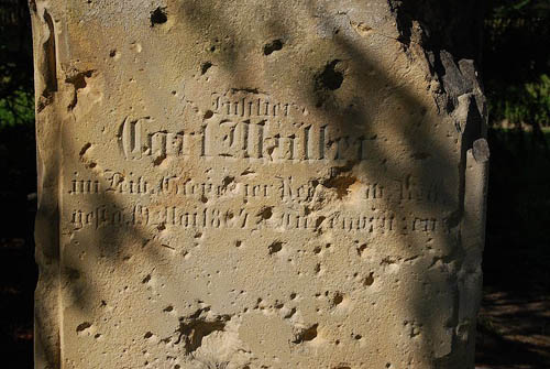 Kogelinslagen Monument Gldendorf (Frankfurt) #3