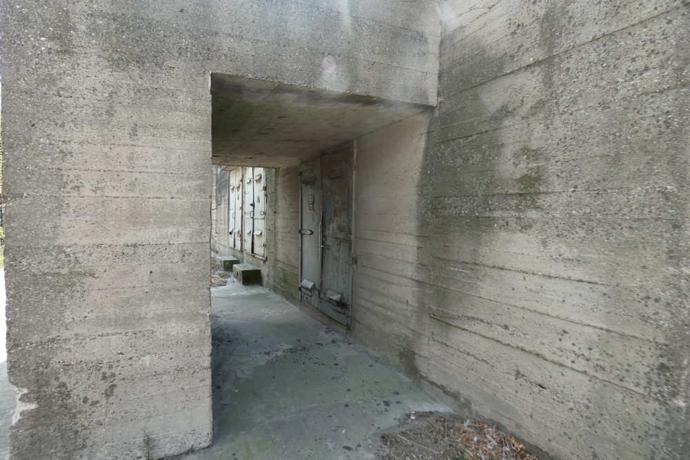 German Transformer Bunker Oostende #3