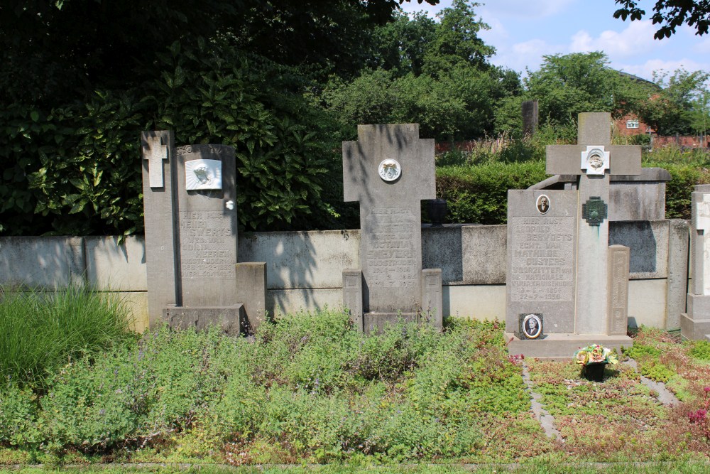 Belgian Graves Veterans Beringen #4
