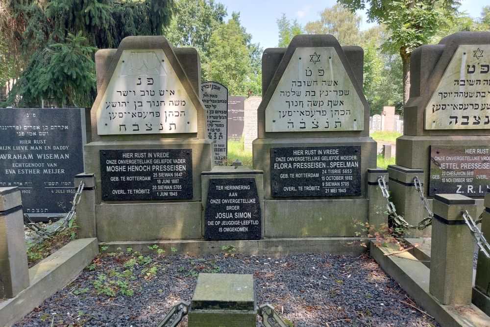 Dutch War Graves Jewish Cemetery Toepad #1