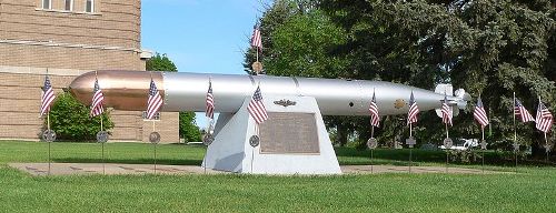 Monument USS Wahoo (SS-238) #2