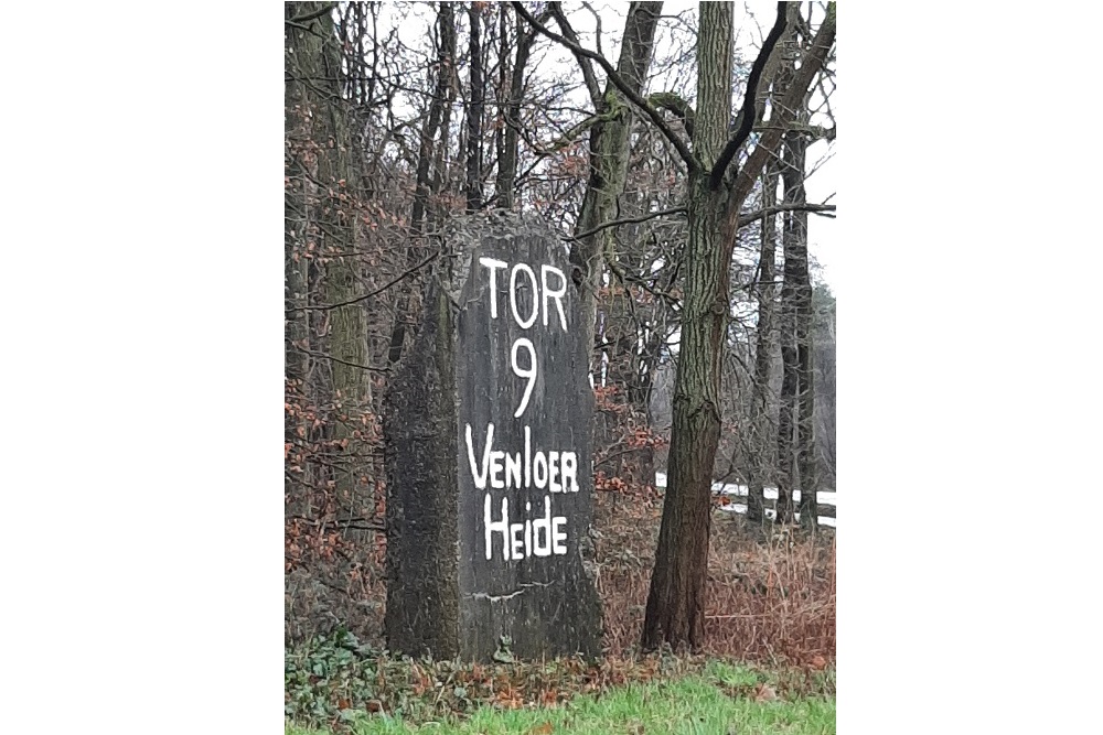 Tor 9 Hoofdingang Flugplatz Venlo #1