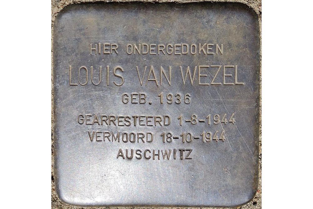 Stolperstein Spoorstraat 10