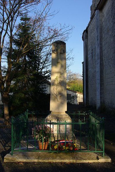 War Memorial Saint-Laurent-des-Combes