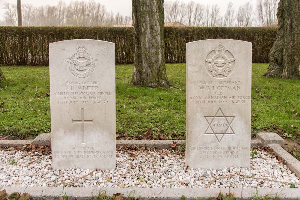 Monument Vliegtuigcrash 28 Juli 1944 Ramskapelle #4