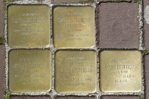 Stolpersteine Spuiboulevard 210