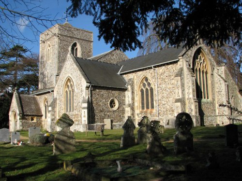 Commonwealth War Grave Holy Trinity Churchyard #1