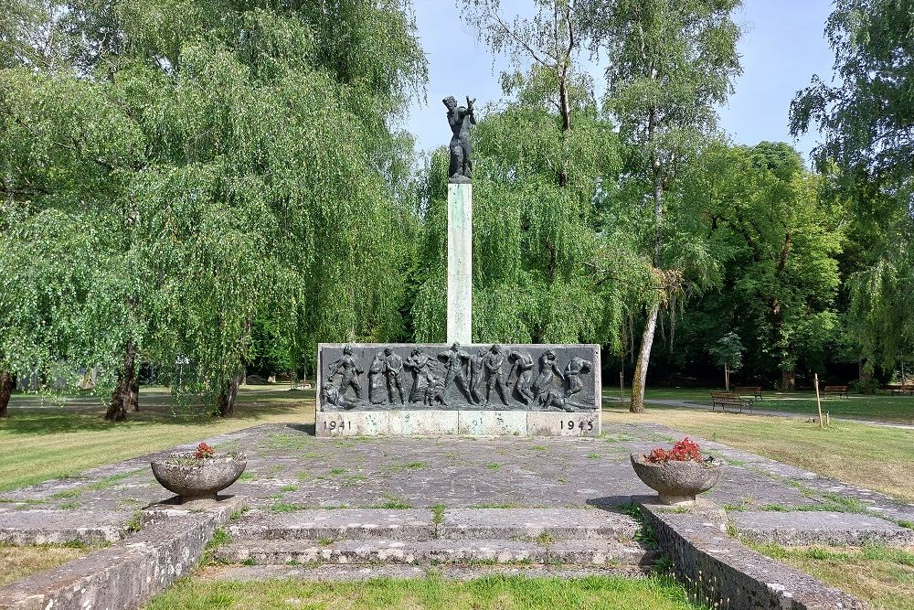 Monument Slachtoffers Fascisme Sisak #3