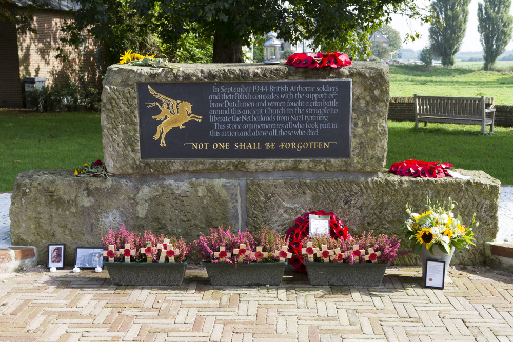 Monument Oude Kerk Oosterbeek