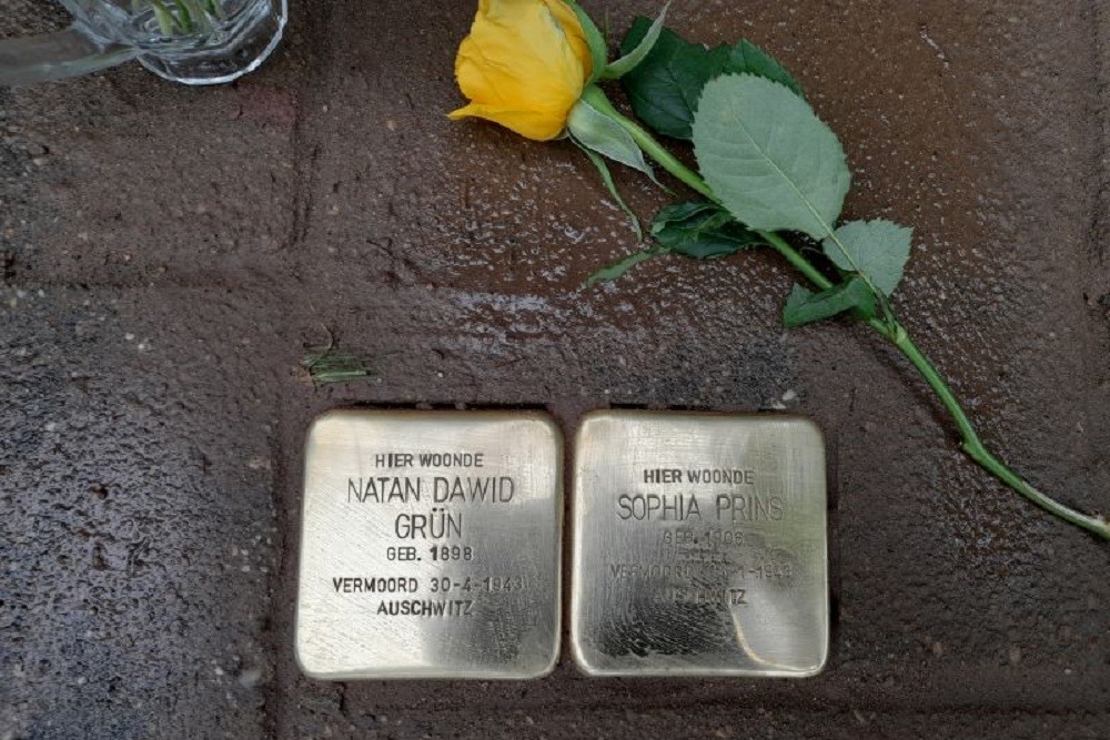 Stolpersteine Noordelijke Parallelweg 69 #1