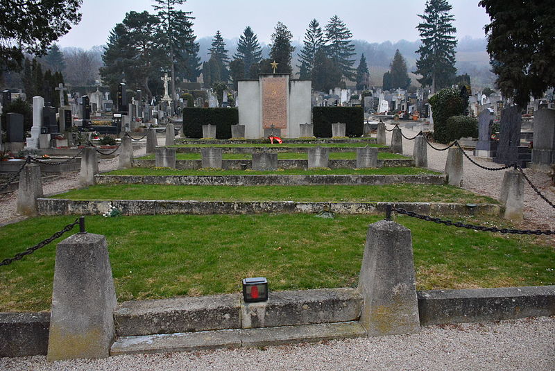 Soviet War Graves Klosterneuburg #1