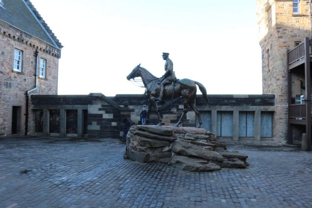 Monument Veldmaarschalk Earl Haig #3