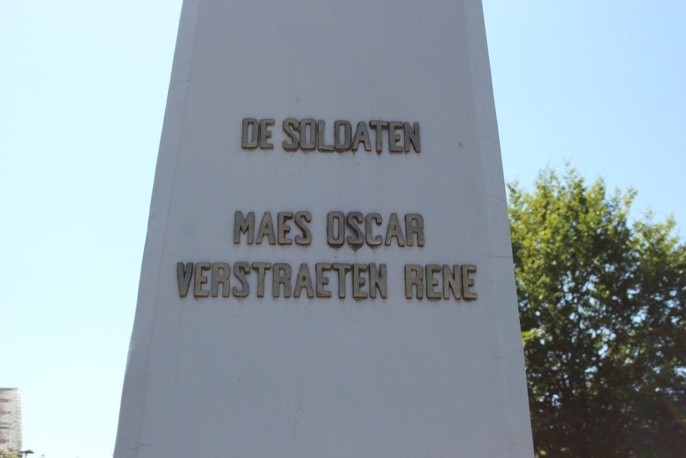 Oorlogsmonument Schelderode #3