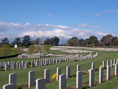 Commonwealth War Cemetery Sangro River #1