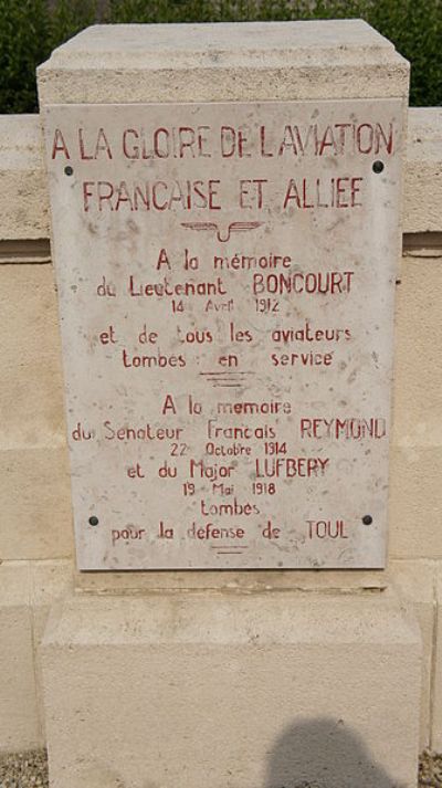 War Memorial Toul #4