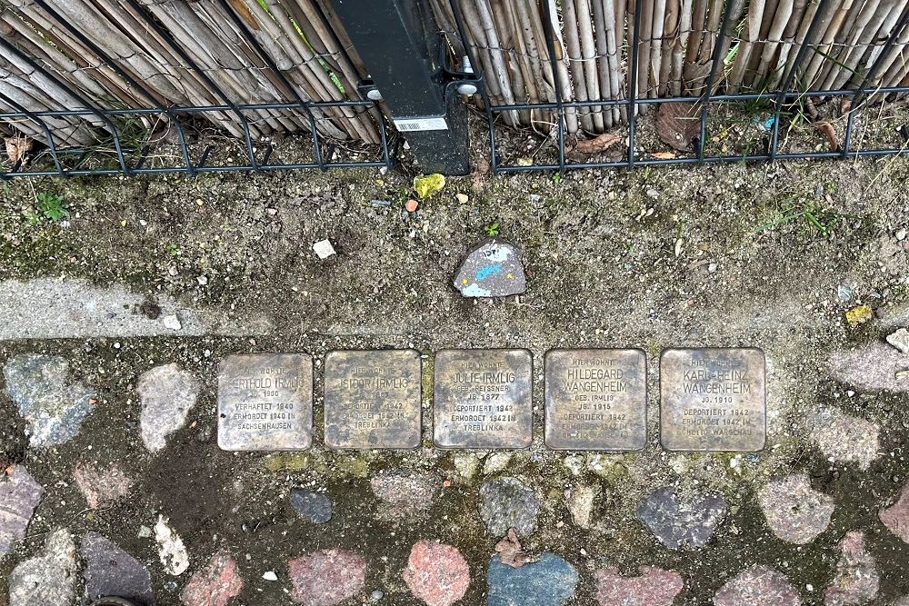 Stolpersteine Kleine Kirchstraße 9