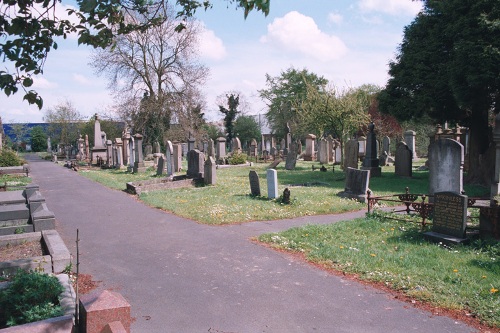 Commonwealth War Graves Balmoral Cemetery